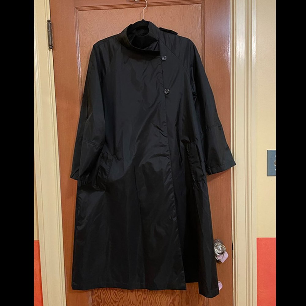 Vintage Black Aqua-Sheen Raincoat